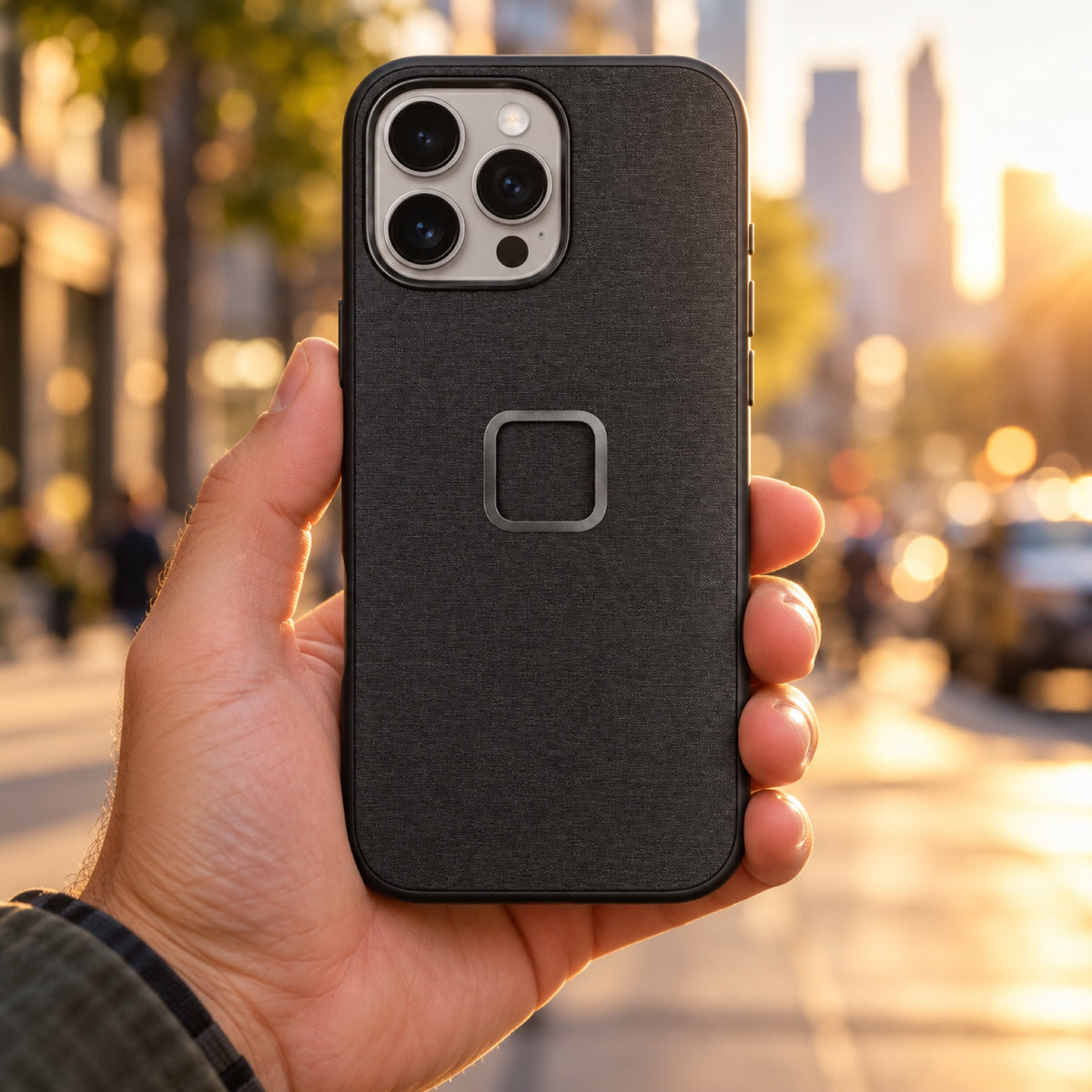 Peak Design Everyday Case iPhone 16 Pro Max – Charcoal – fotografie ilustrativă (AI)