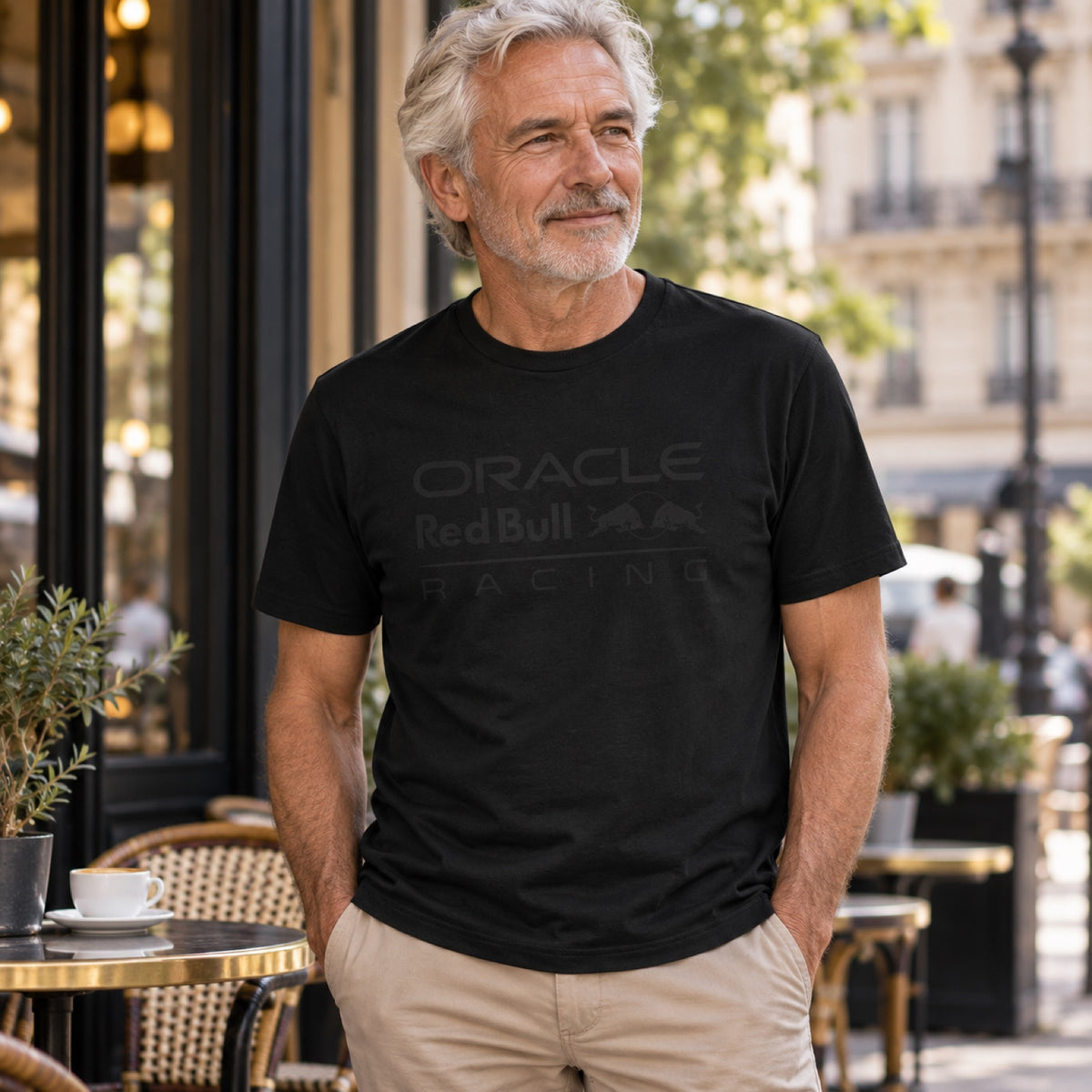 Tricou Oracle Red Bull Racing ediția TONAL cu logo – negru – fotografie ilustrativă (AI)