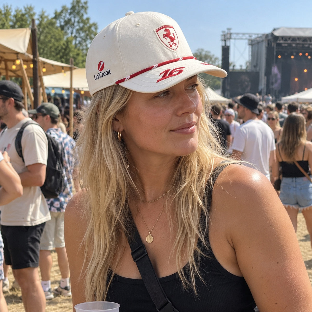 Scuderia Ferrari Charles Leclerc Cap – Monaco GP 2026, Cream – ilustrační foto 2 (AI)