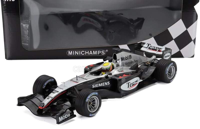 Machetă Minichamps McLaren MP4/19 Lewis Hamilton 1:18 - Silverstone test 2004