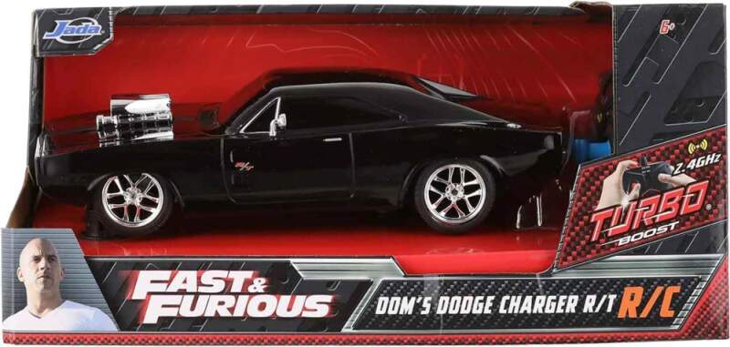 Machetă Fast & Furious Dodge Charger Dom's cu telecomandă
