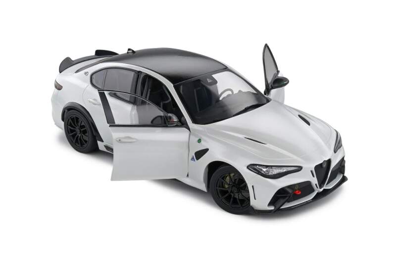 Machetă Solido Alfa Romeo Giulia GTA Trofeo albă
