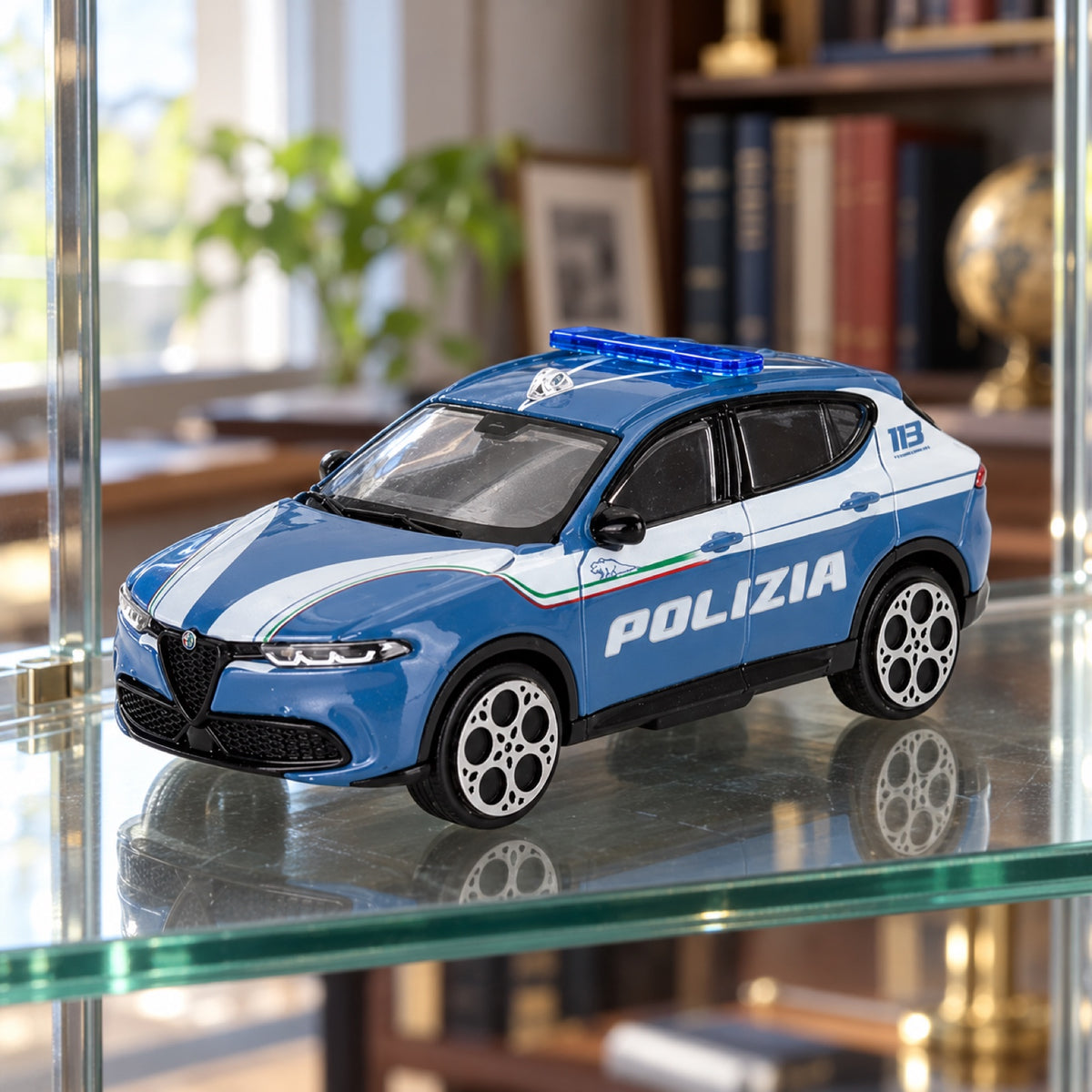 Machetă Alfa Romeo Tonale Polizia 1:43 – fotografie ilustrativă (AI)