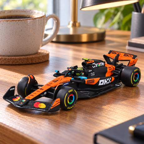 Machetă Bburago McLaren F1 MCL39 #4 Lando Norris 2025 1:43 – Signature – fotografie ilustrativă (AI)
