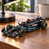 Bburago Mercedes-AMG PETRONAS F1 W14 #63 George Russell 2023 Model 1:43 – Signature – illustrative photo (AI)