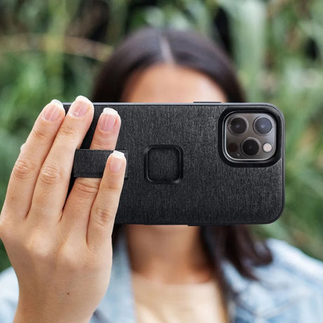 Peak Design Everyday Loop Case - iPhone 12/12 Pro - Charcoal