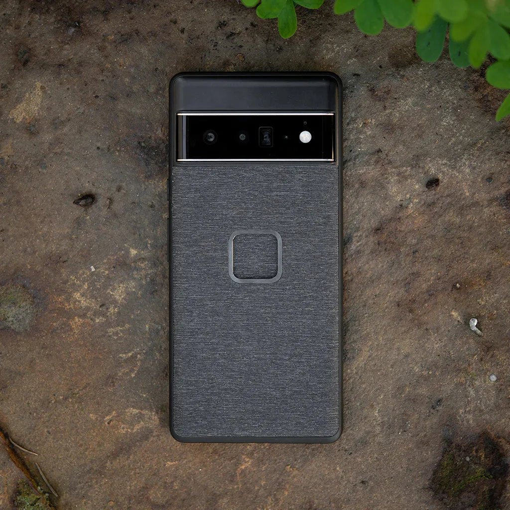 Peak Design Everyday Case - Google Pixel 7A - Charcoal