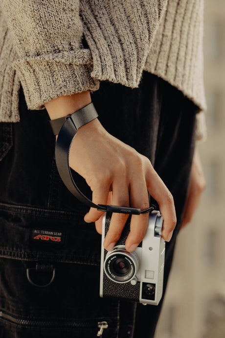 Peak Design Cuff - leather camera wrist strap - black