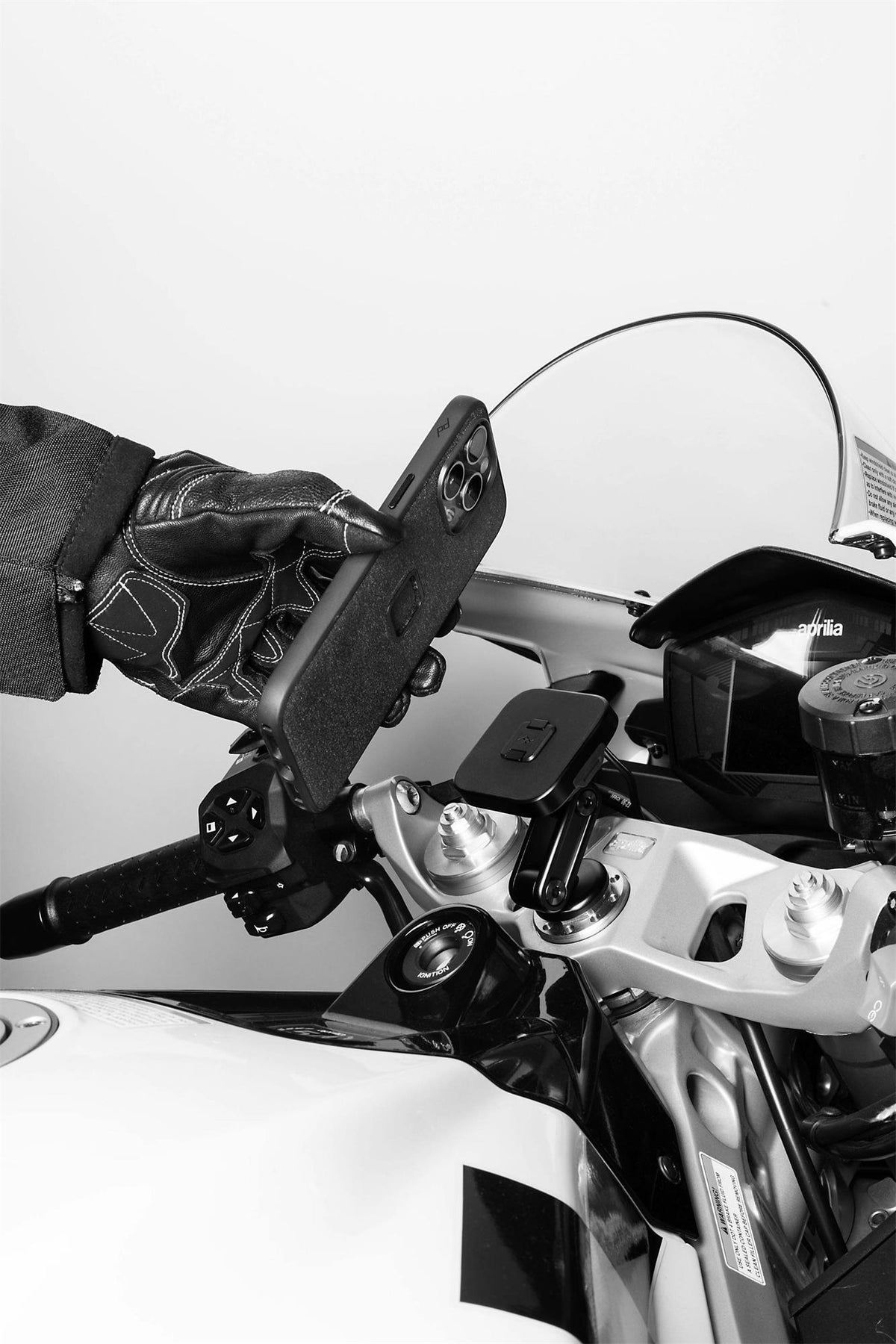 Peak Design Motorcycle Mount Stem Mount: Charging Black