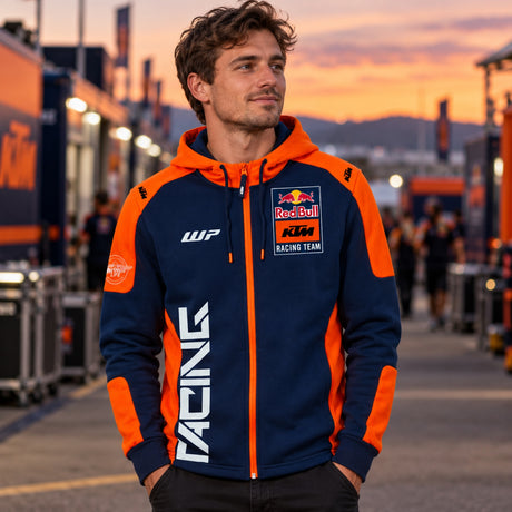 Geacă de echipă KTM Red Bull Racing – fotografie ilustrativă (AI)