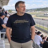 Tricou Lamborghini Casual cu logo – bleumarin – fotografie ilustrativă (AI)