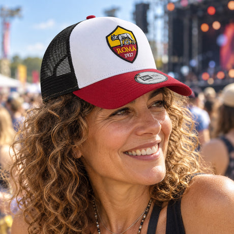 Șapcă cu plasă AS Roma EF cu logo – fotografie ilustrativă (AI)