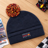 Căciuliță cu pompon pentru nou-născuți Oracle Red Bull Racing – fotografie ilustrativă (AI)