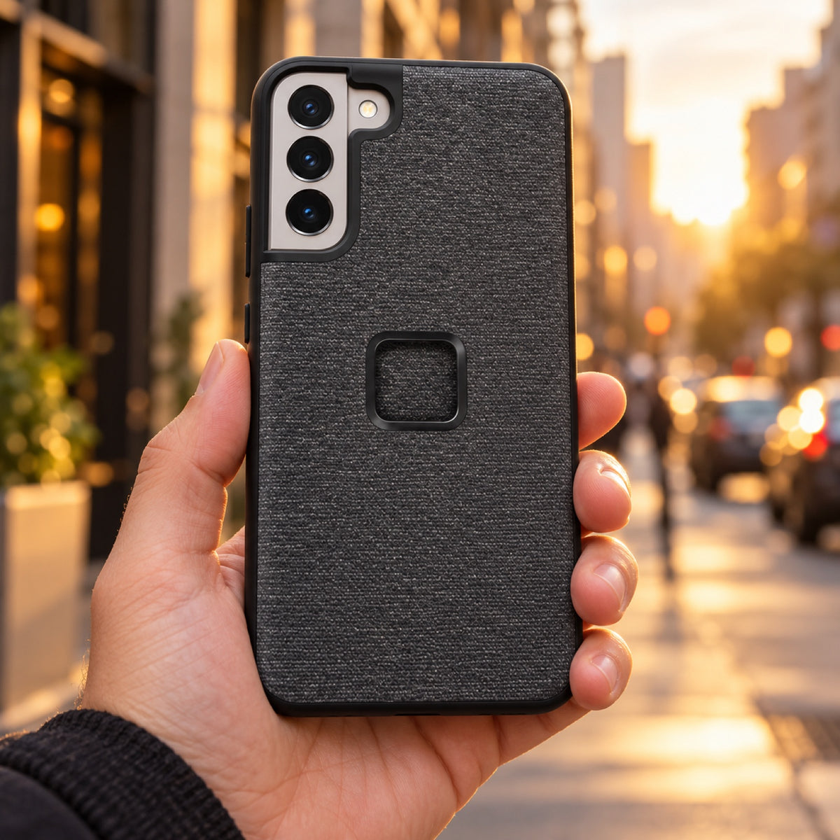 Peak Design Everyday Case – Samsung Galaxy S22+ – Charcoal – fotografie ilustrativă (AI)