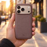 Peak Design Everyday Case Non-Slimlink iPhone 18 Pro – Dusk Clarino – fotografie ilustrativă (AI)