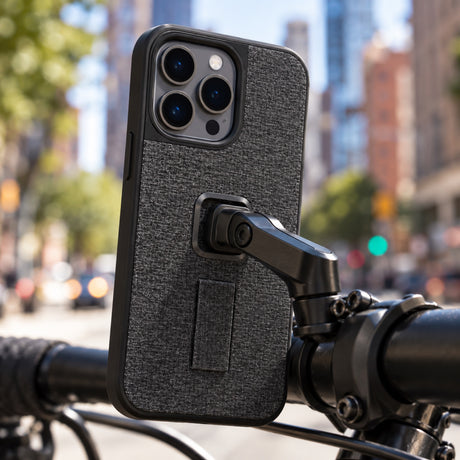 Peak Design Everyday Loop Case iPhone 14 Pro Max – Charcoal – fotografie ilustrativă (AI)