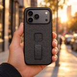 Peak Design Everyday Loop Case Slimlink iPhone 18 Pro – Charcoal – illustrative photo (AI)