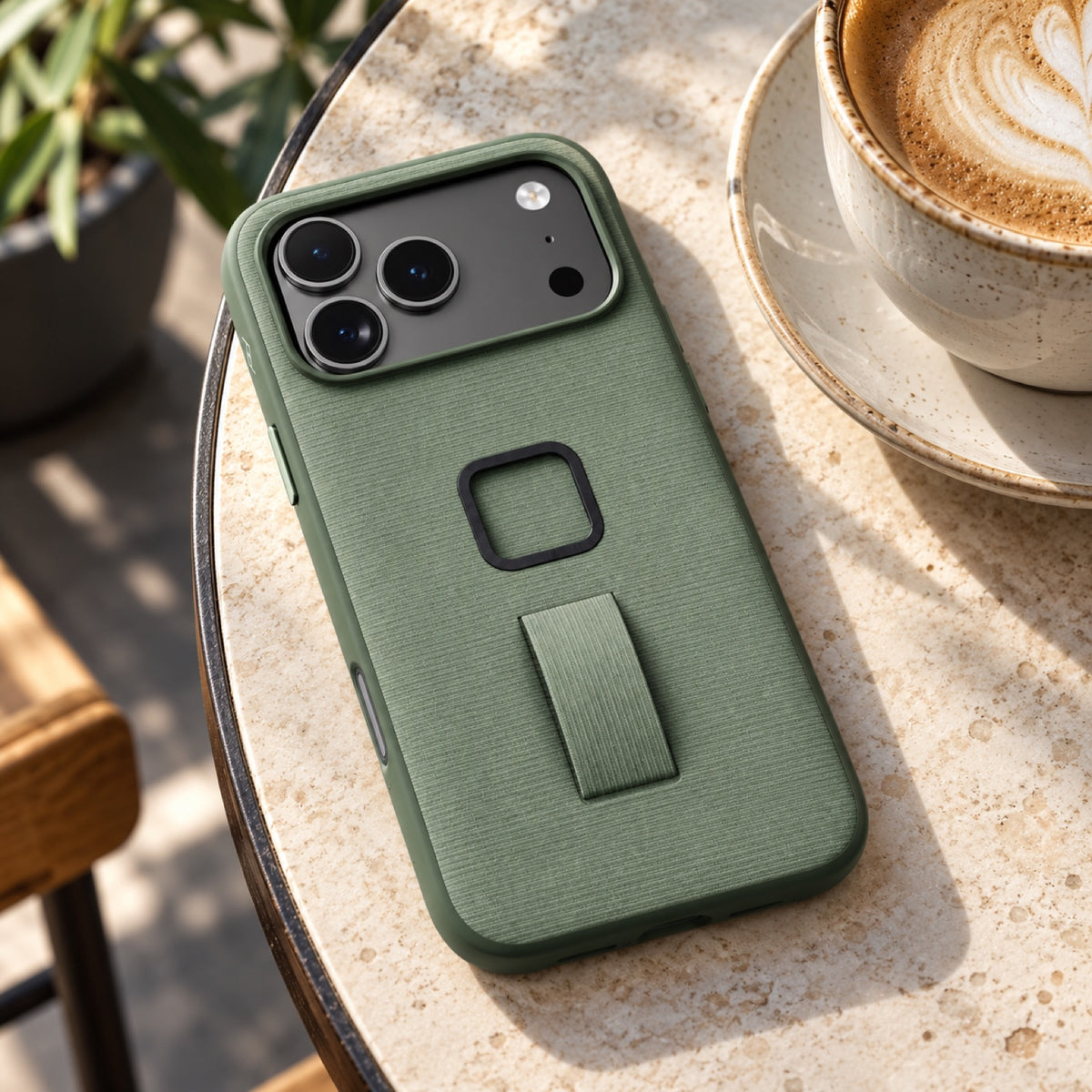 Peak Design Everyday Loop Case Slimlink iPhone 18 Pro Max – Sage – fotografie ilustrativă (AI)