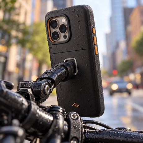 Peak Design GNAR Case iPhone 16 Pro – Black – fotografie ilustrativă (AI)
