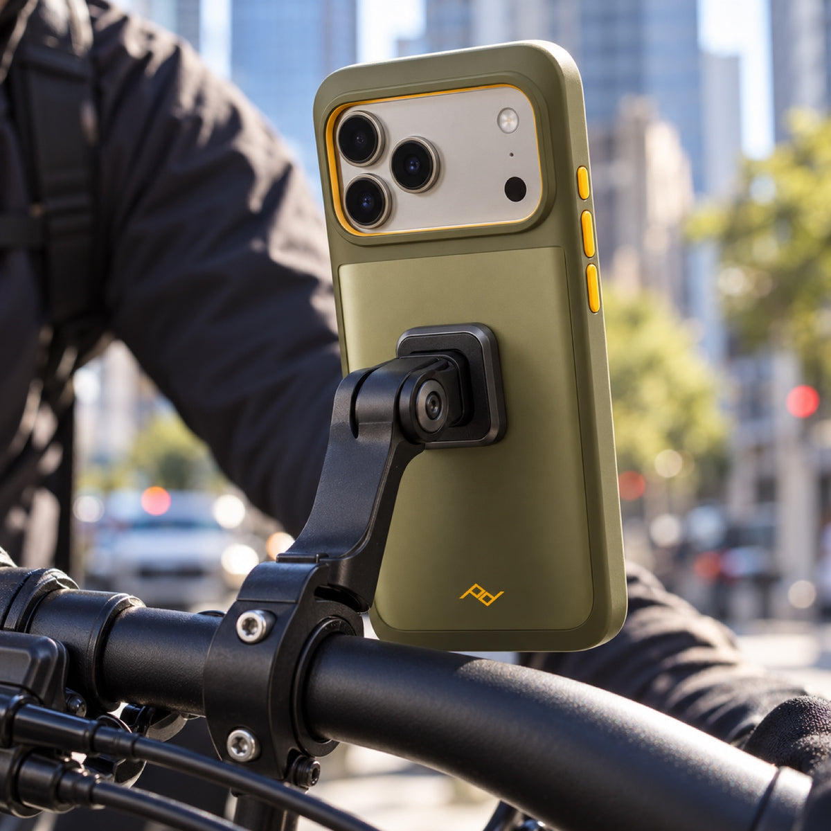 Peak Design GNAR Case – iPhone 17 Pro Max – Kelp – fotografie ilustrativă (AI)