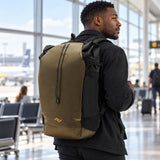 Peak Design Outdoor Backpack 25L – Kelp – fotografie ilustrativă (AI)