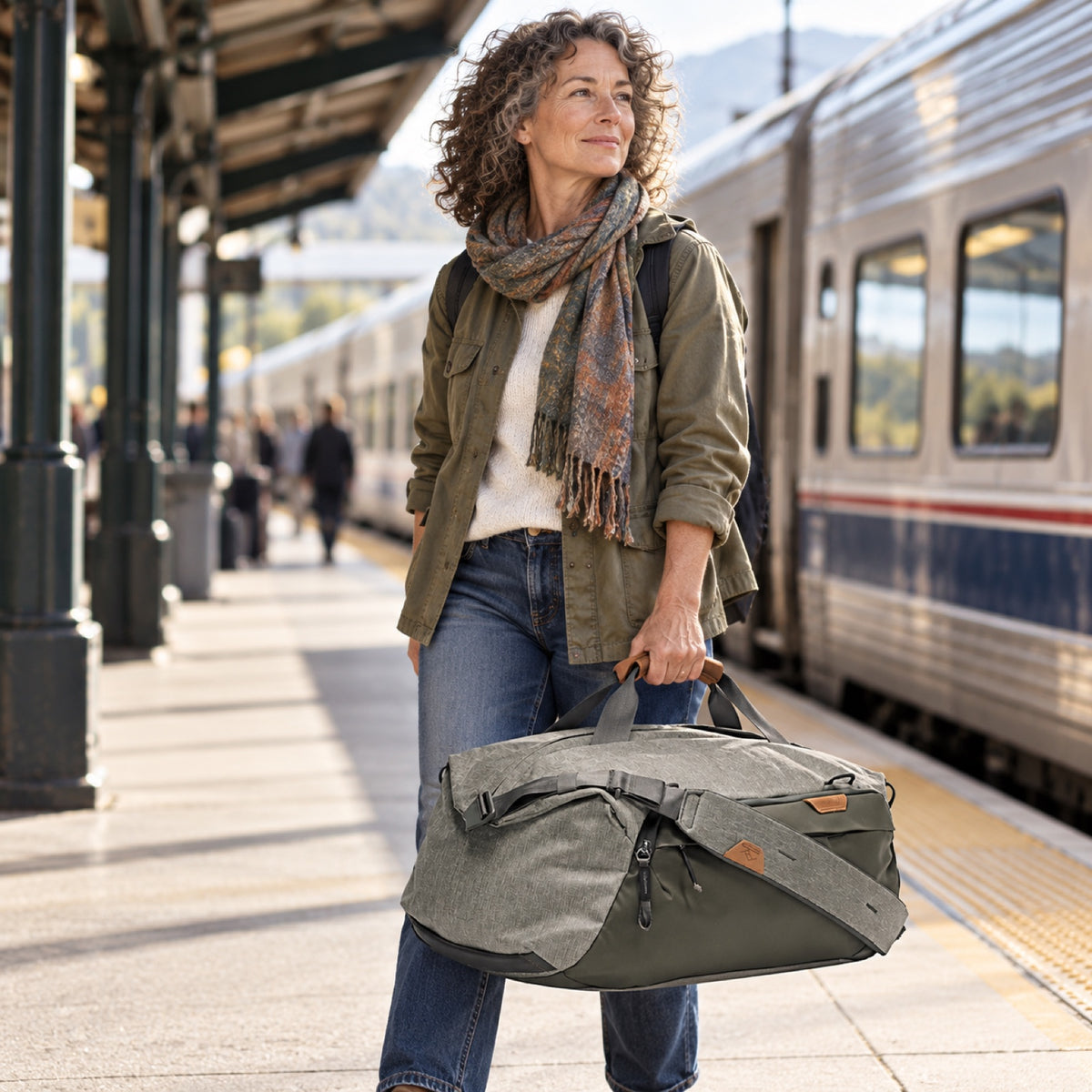Peak Design Travel Duffel 50L – Sage – fotografie ilustrativă (AI)