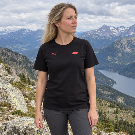 Tricou pentru fani Formula 1 cu logo Puma mic – negru – fotografie ilustrativă 2 (AI)