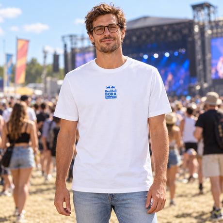 Tricou casual Red Bull Bora Hansgrohe – alb, ediția MONUMENTS – fotografie ilustrativă (AI)