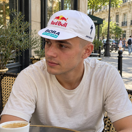 Red Bull Bora Hansgrohe Cycling Cap – Tour de France Edition – ilustrační foto (AI)