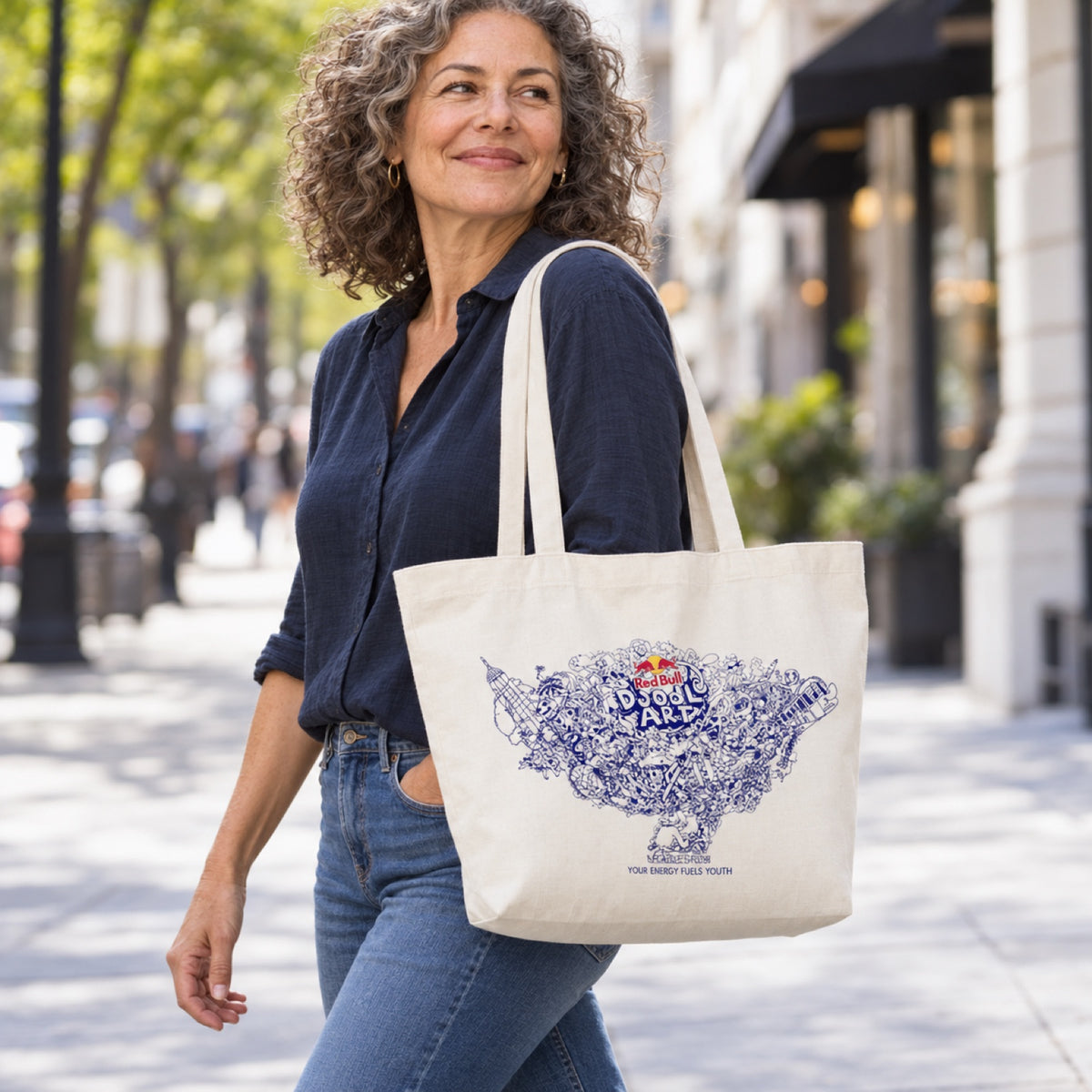 Sacoșă din bumbac Red Bull Doodle Art – fotografie ilustrativă (AI)