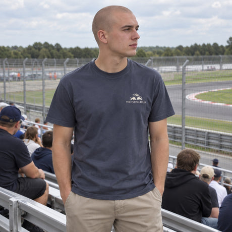 Tricou Red Bull The Flying Bulls Casual cu motiv cu taur – fotografie ilustrativă (AI)