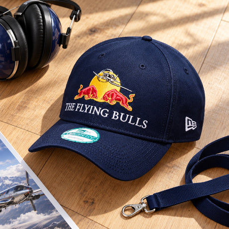 Șapcă pentru copii Red Bull The Flying Bulls – bleumarin – fotografie ilustrativă (AI)