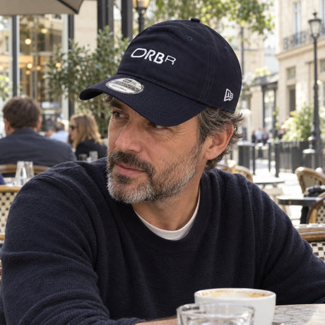Red Bull Racing F1 ESS ORBR Casual Cap – Navy Blue – ilustrační foto (AI)
