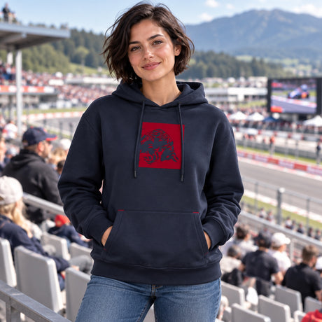 Hanorac casual Red Bull Ring CORE cu motiv RRI – fotografie ilustrativă (AI)