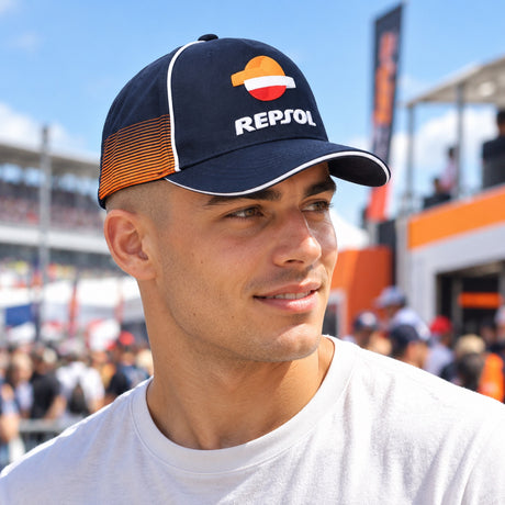 Șapcă Repsol Team cu logo – bleumarin – fotografie ilustrativă (AI)