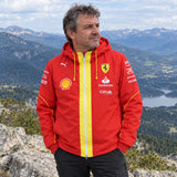 Scuderia Ferrari F1 PRO Team Jacket – Red – ilustrační foto (AI)