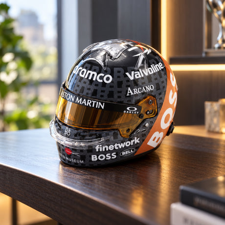 Machetă cască Fernando Alonso F1 2024 1:5 – ediție specială Silverstone – Spark – fotografie ilustrativă (AI)