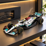 Machetă Spark Mercedes-AMG PETRONAS W13 E Lewis Hamilton 1:18 – Belgian GP 2022 – fotografie ilustrativă (AI)