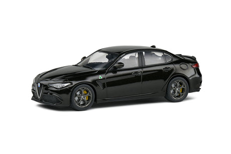Machetă Solido Alfa Romeo Giulia Quadrifoglio 1:43 neagră