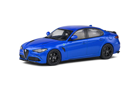 Machetă Solido Alfa Romeo Giulia Quadrifoglio 1:43 albastră