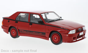 Machetă Alfa Romeo 75 Turbo Evoluzione roșie