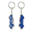 Breloc metalic Hot Wheels în formă de mașinuță cu logo
