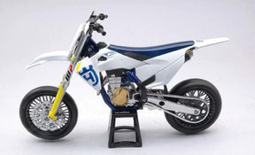 Machetă motocicletă Husqvarna FS 450 Supermoto