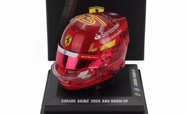 Machetă cască LookSmart Carlos Sainz 1:5 – SF Abu Dhabi 2024