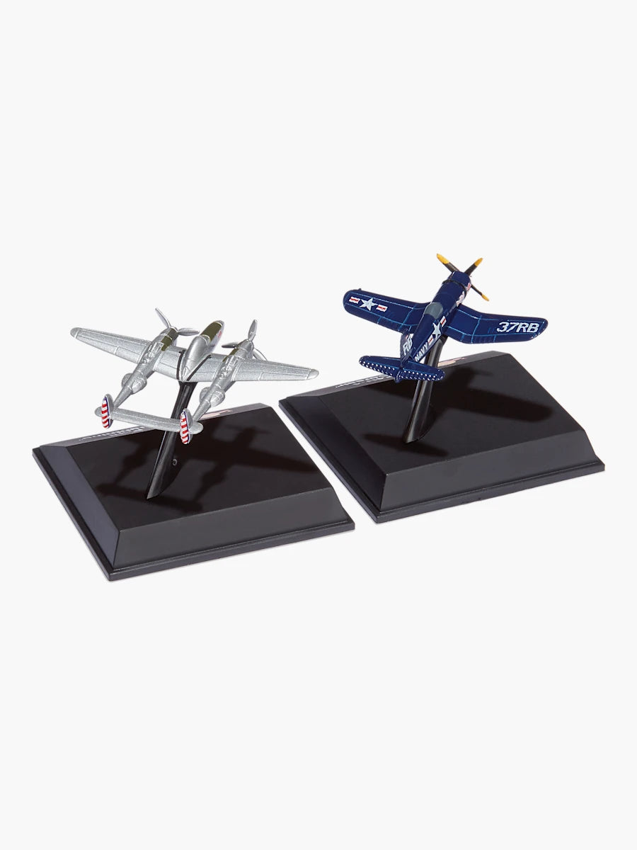 Machete de avioane The Flying Bulls P38 / F-4U New Ray