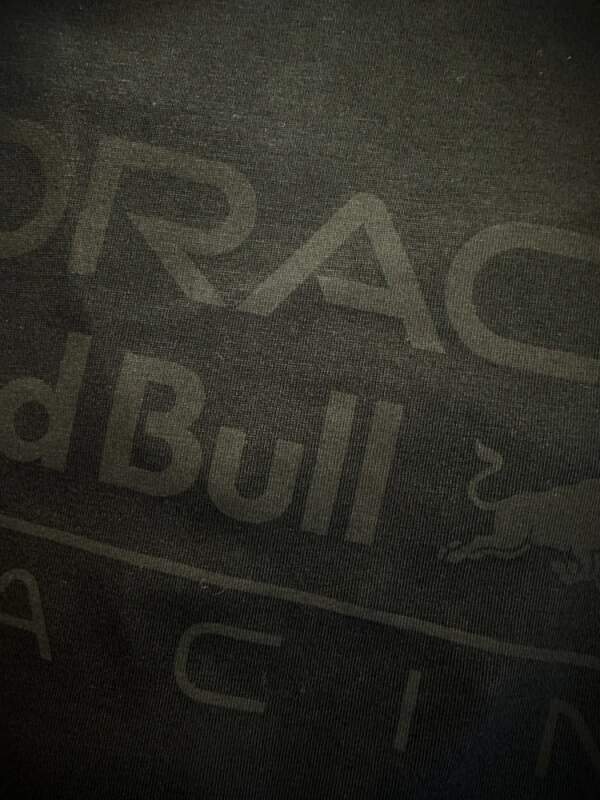Tricou Oracle Red Bull Racing ediția TONAL negru cu logo