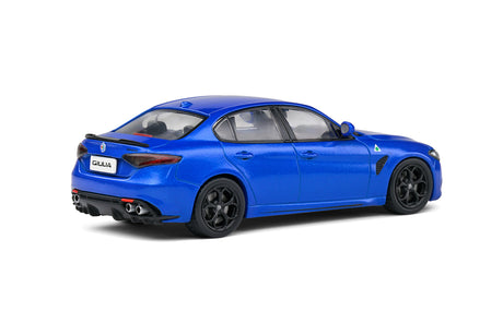 Machetă Solido Alfa Romeo Giulia Quadrifoglio 1:43 albastră