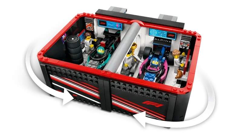 Set LEGO Alpine/Mercedes – garaj Formula 1 – ediția City