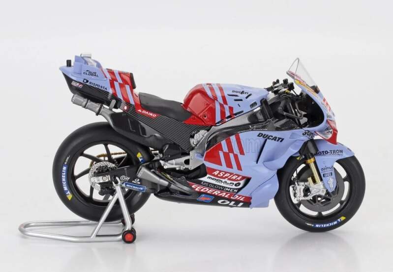 Machetă NZG MotoGP - Ducati GP23 Marc Marquez