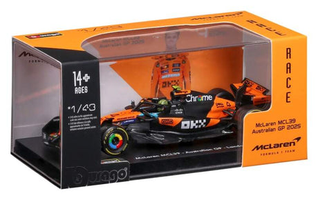 Machetă McLaren F1 MCL39 BBurago #4 Lando Norris 2025 1:43 Signature
